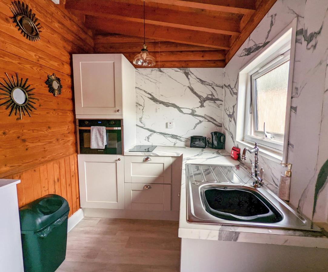 BalnaldKaoglen Squirrel Drey-Hot Tub-Pet Friendly-Perth别墅 外观 照片