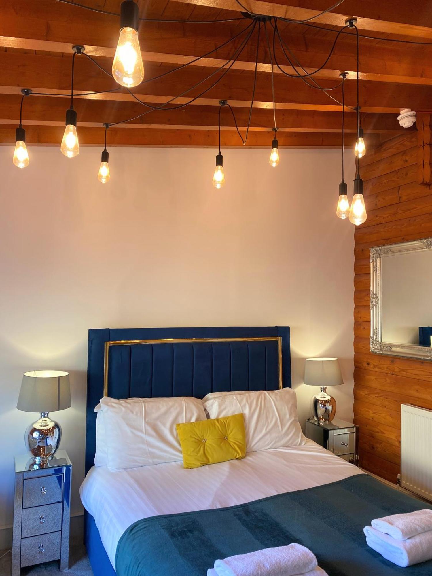 BalnaldKaoglen Squirrel Drey-Hot Tub-Pet Friendly-Perth别墅 外观 照片