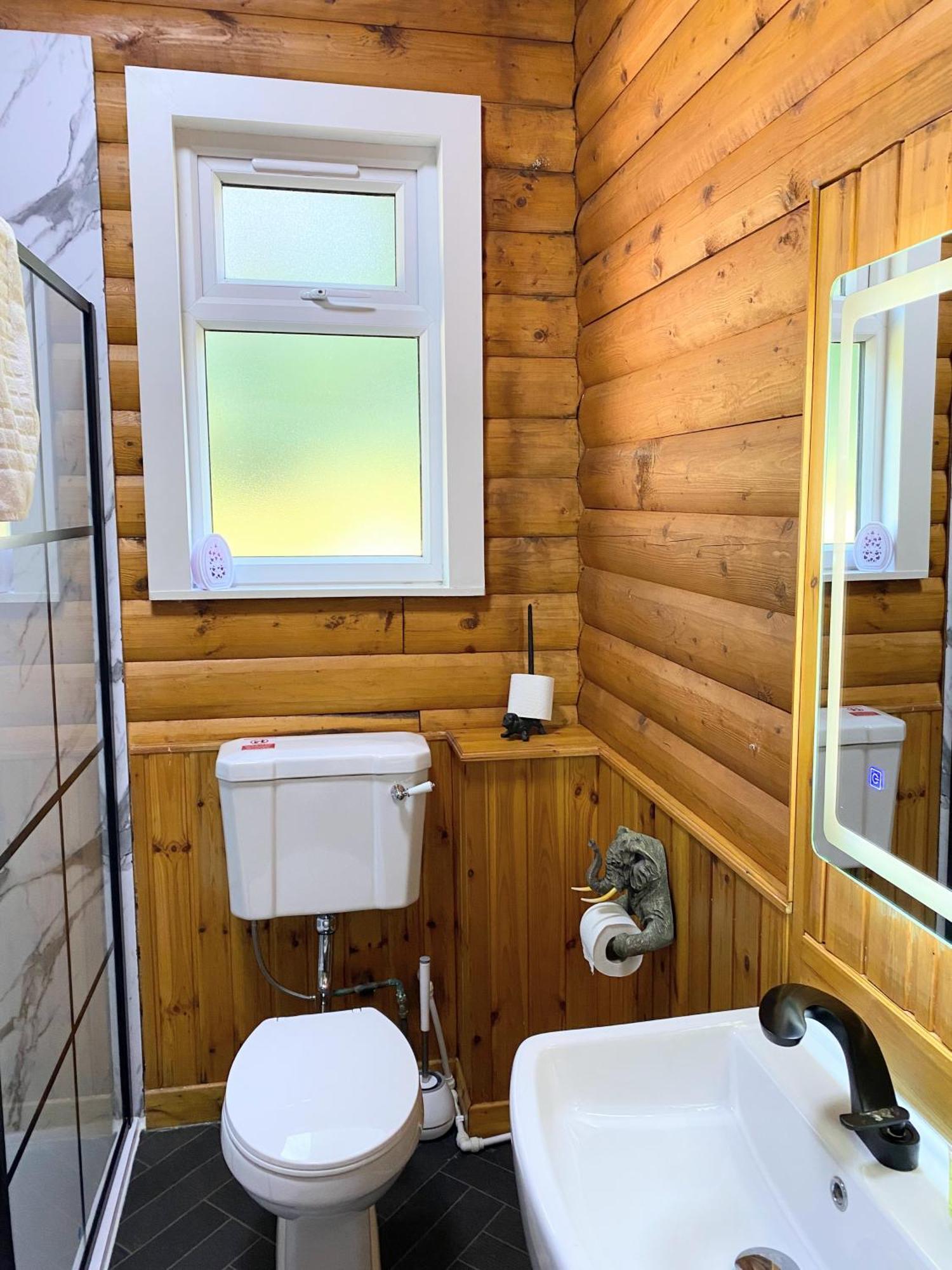 BalnaldKaoglen Squirrel Drey-Hot Tub-Pet Friendly-Perth别墅 外观 照片